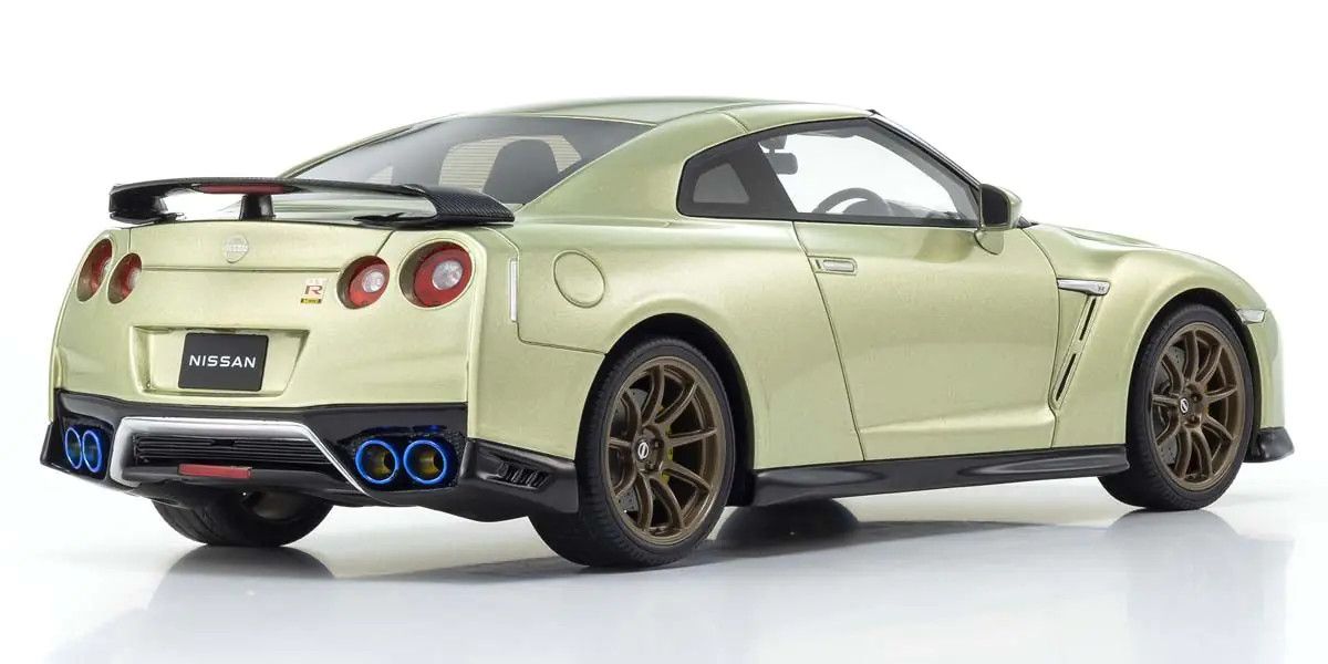京商1/18 日産 GT-R Premium Edition