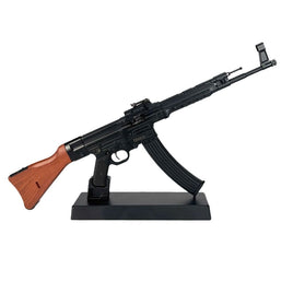 GoatGuns - Miniature WW2 STG44 model in black - Hobby Recreation Products