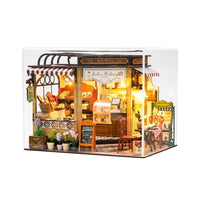Hongda - Julia Bakery with dust cover - Hobby Recreation Products