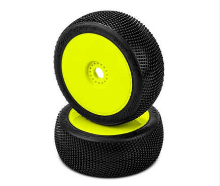 J Concepts - Dirt Bite - green compound, pre - mounted on 3357Y wheels - Hobby Recreation Products