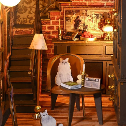 Know Me - No.9 Secret Castle II Book Nook - Hobby Recreation Products