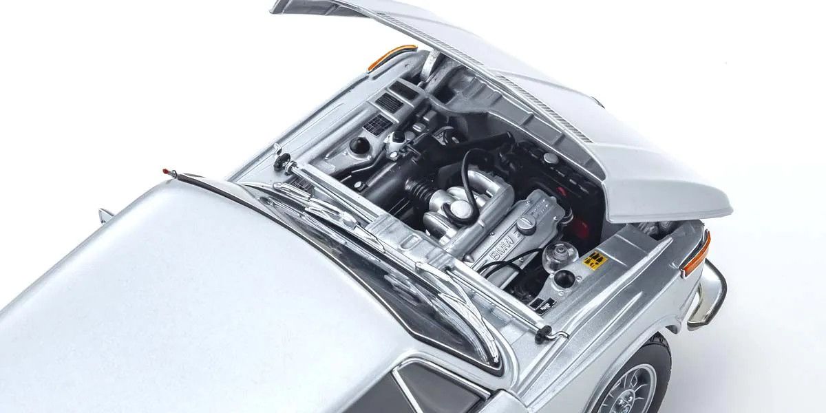1/18 Scale BMW 2002 Tii Silver Model| Hobby Recreation Products