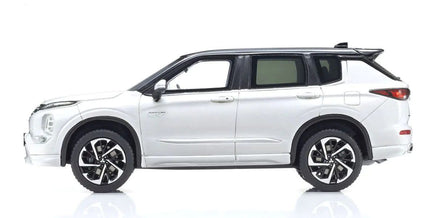 Kyosho - 1/43 Mitsubishi Outlander, White, Diecast Model - Hobby Recreation Products