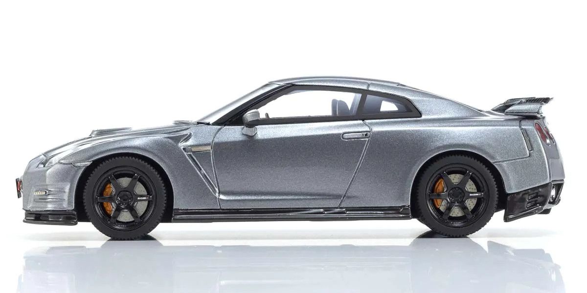 1/43 Scale Nissan GT-R R35 NISMO Grand Touring Car (Gray)| Hobby