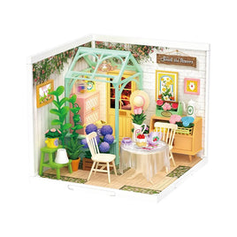 Robotime - Blooming Tea Garden DIY Plastic Miniature House - Hobby Recreation Products
