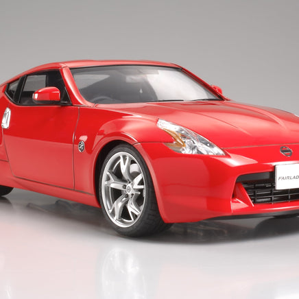 Tamiya - 1/24 Nissan 370 Z Sports Car Plastic Model Kit - Hobby Recreation Products