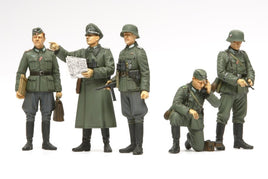 Tamiya - 1/35 German Field Commander Plastic Model Set - Hobby Recreation Products
