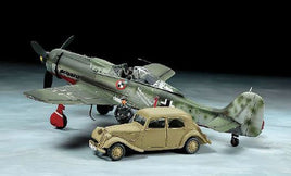 Tamiya - 1/48 Focke-Wulf Fw190 D-9 JV44 & Citroen Traction 11CV Staff - Hobby Recreation Products