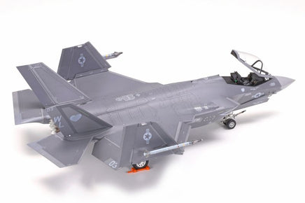 Tamiya - 1/72 Lockheed Martin F - 35C Lightning II Plastic Model - Hobby Recreation Products