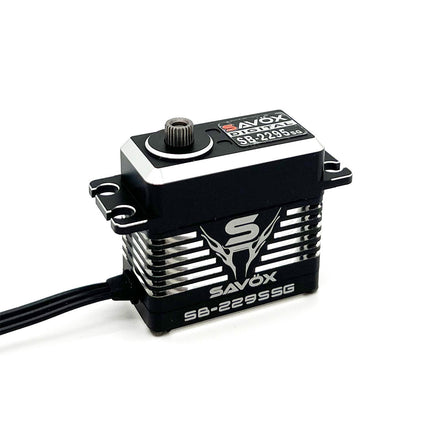 Savox - High Torque, High Voltage Monster Brushless Servo, Black Edition, 0.050sec / 555.5oz @ 8.4V - Hobby Recreation Products